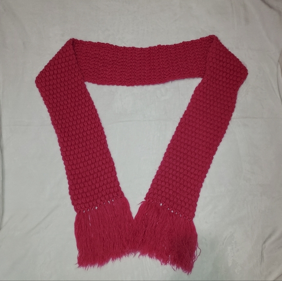 ST. JOHN'S BAY Women's Pink Extra Long Scarf - Picture 1 of 5